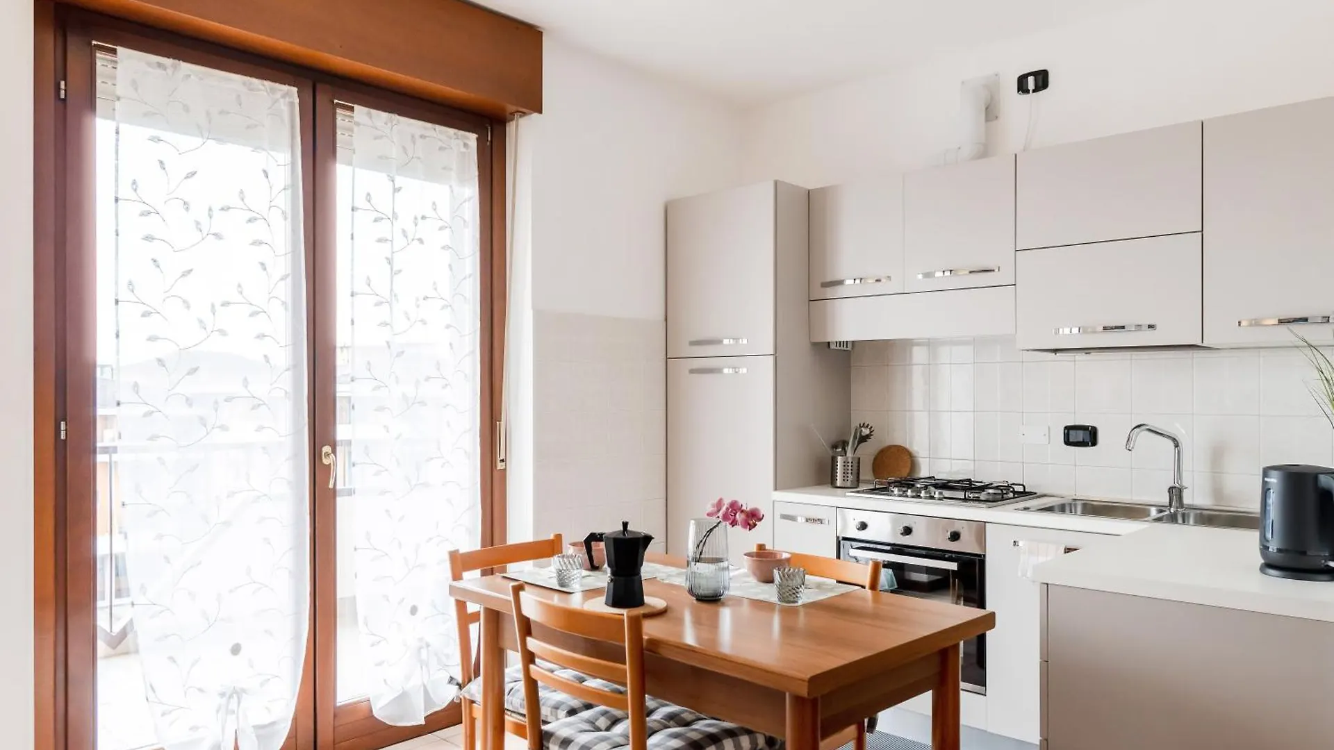 Cozy Apartament Near Fiera Di Verona! 0*, Werona